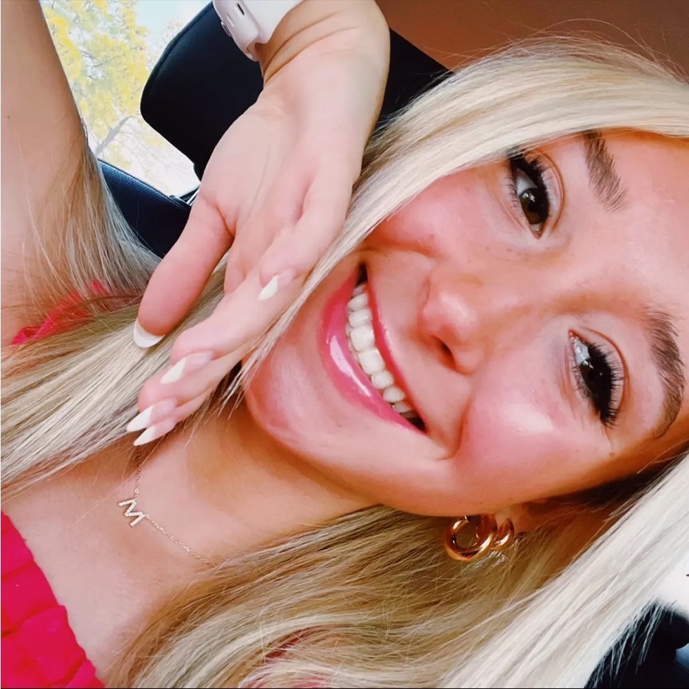 Meet your Posher, Echo